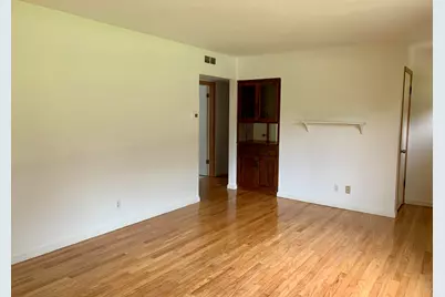 14865  Pershing Dr, Brookfield, WI 53005 - Photo 9
