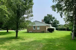 14865 Pershing Dr, Brookfield, WI 53005 - Photo 27