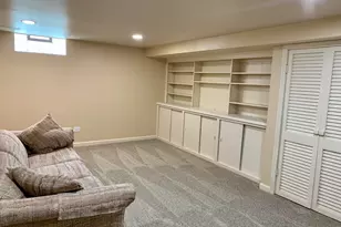 14865 Pershing Dr, Brookfield, WI 53005 - Photo 19