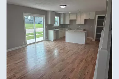 809  Arthur Dr, Milton, WI 53563 - Photo 1