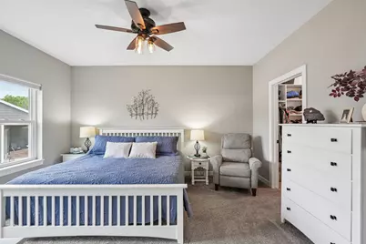 4050 S 124th St #201, Greenfield, WI 53228 - Photo 27