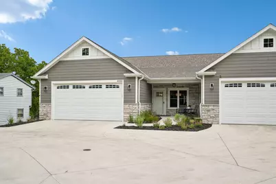 4050 S 124th St #201, Greenfield, WI 53228 - Photo 49