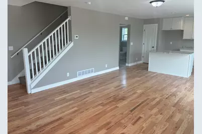 811  Arthur Dr, Milton, WI 53563 - Photo 5