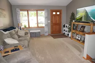 W7824 Maple Dr, Onalaska, WI 54650 - Photo 5