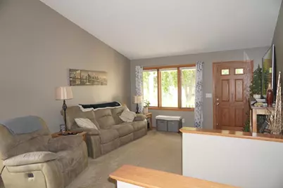 W7824  Maple Dr, Onalaska, WI 54650 - Photo 5