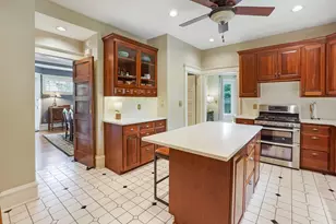 605 W Wisconsin Ave, Oconomowoc, WI 53066 - Photo 9