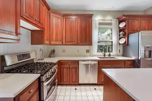605 W Wisconsin Ave, Oconomowoc, WI 53066 - Photo 11