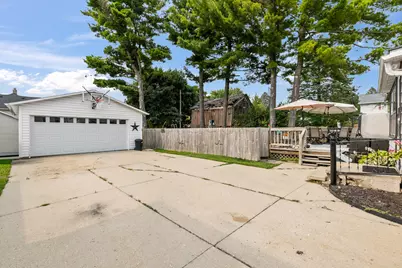 213  Kettle Moraine Dr, Slinger, WI 53086 - Photo 23