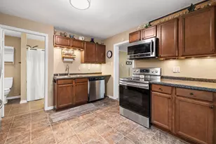 213 Kettle Moraine Dr, Slinger, WI 53086 - Photo 3
