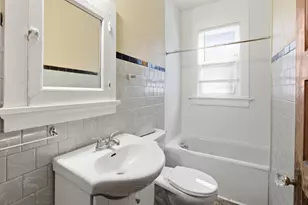 4708 N 36th St, Milwaukee, WI 53209 - Photo 9