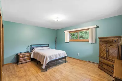 2666 S Seymour Pl, West Allis, WI 53227 - Photo 23