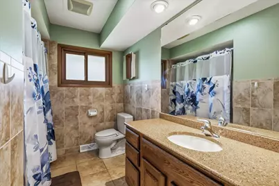 2666 S Seymour Pl, West Allis, WI 53227 - Photo 27