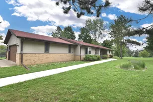W326S3530 Mesa Trail, Dousman, WI 53118 - Photo 5