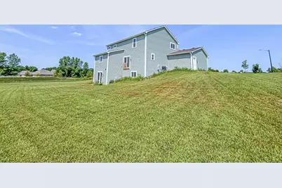 W194N15744  East Gate Ct, Jackson, WI 53037 - Photo 31