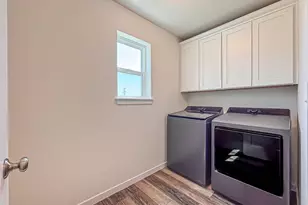 W194N15744 East Gate Ct, Jackson, WI 53037 - Photo 15
