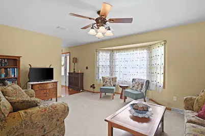 11709  242nd St, Salem, WI 53179 - Photo 9
