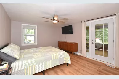 8611  Big Bend Rd, Racine, WI 53185 - Photo 11