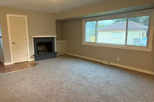 8035 W Warnimont Ave, Milwaukee, WI 53220 - Photo 9