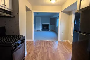 8035 W Warnimont Ave, Milwaukee, WI 53220 - Photo 7