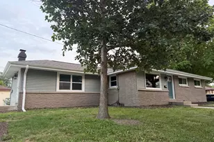 8035 W Warnimont Ave, Milwaukee, WI 53220 - Photo 15