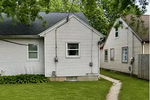 4327 N 62nd St, Milwaukee, WI 53216 - Photo 9