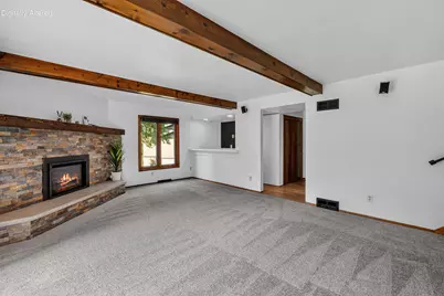 5377 S 48th St, Greenfield, WI 53220 - Photo 27