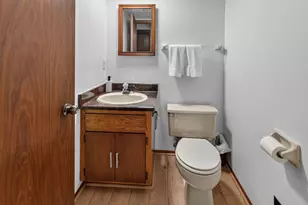 5377 S 48th St, Greenfield, WI 53220 - Photo 29
