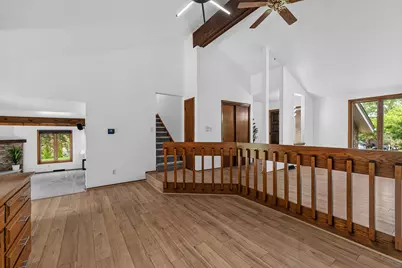 5377 S 48th St, Greenfield, WI 53220 - Photo 19