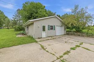 1307 E Lake St, Horicon, WI 53032 - Photo 19
