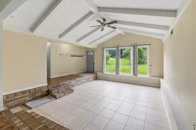 1307 E Lake St, Horicon, WI 53032 - Photo 9