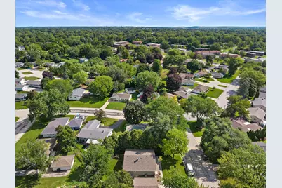 N85W18195  Lawrence Ave, Menomonee Falls, WI 53051 - Photo 35
