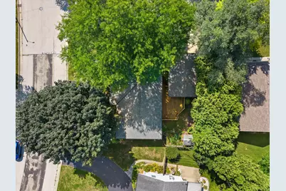 N85W18195  Lawrence Ave, Menomonee Falls, WI 53051 - Photo 33