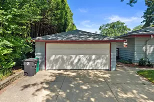 N85W18195 Lawrence Ave, Menomonee Falls, WI 53051 - Photo 29