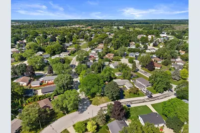 N85W18195  Lawrence Ave, Menomonee Falls, WI 53051 - Photo 37