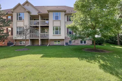 8667 S Deerwood Ln, Franklin, WI 53132 - Photo 31
