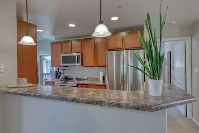 8667 S Deerwood Ln, Franklin, WI 53132 - Photo 11