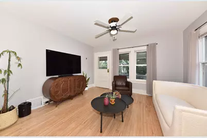 W161N9057  Hayes Ave, Menomonee Falls, WI 53051 - Photo 9