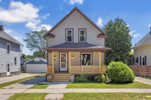 851 N 10th St, Manitowoc, WI 54220 - Photo 47