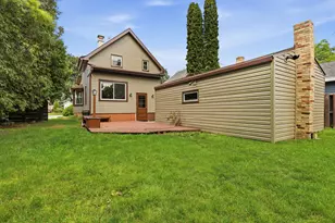 851 N 10th St, Manitowoc, WI 54220 - Photo 39