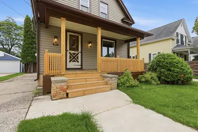851 N 10th St, Manitowoc, WI 54220 - Photo 43