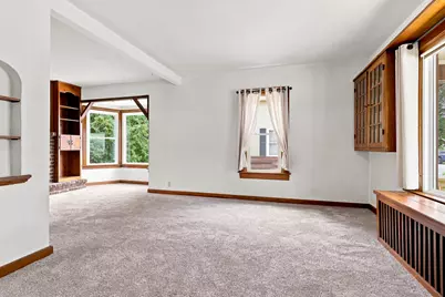 851 N 10th St, Manitowoc, WI 54220 - Photo 13