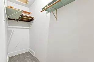 851 N 10th St, Manitowoc, WI 54220 - Photo 27