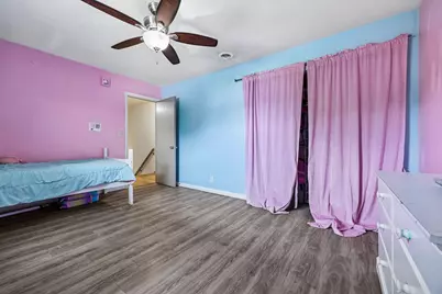 9625 W Metcalf Pl, Milwaukee, WI 53222 - Photo 31