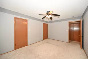 4015 S 84th St, Greenfield, WI 53228 - Photo 19