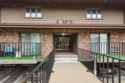 4015 S 84th St #8, Greenfield, WI 53228 - Photo 27