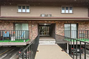 4015 S 84th St, Greenfield, WI 53228 - Photo 27