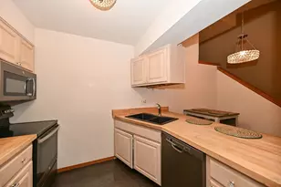 4015 S 84th St, Greenfield, WI 53228 - Photo 13