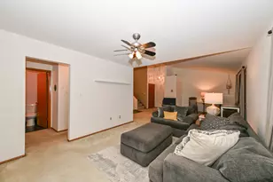 4015 S 84th St, Greenfield, WI 53228 - Photo 7
