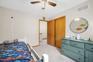 N116W15004 Brownstone Ct, Germantown, WI 53022 - Photo 15