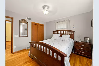 5421  Eastland Way, Madison, WI 53716 - Photo 9